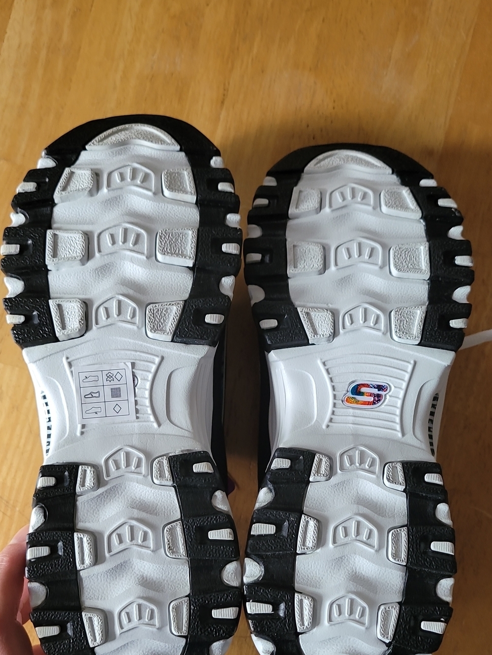 Skechers D'Lites Summer Fiesta Memory Foam Sneakers - Picture 9 of 11